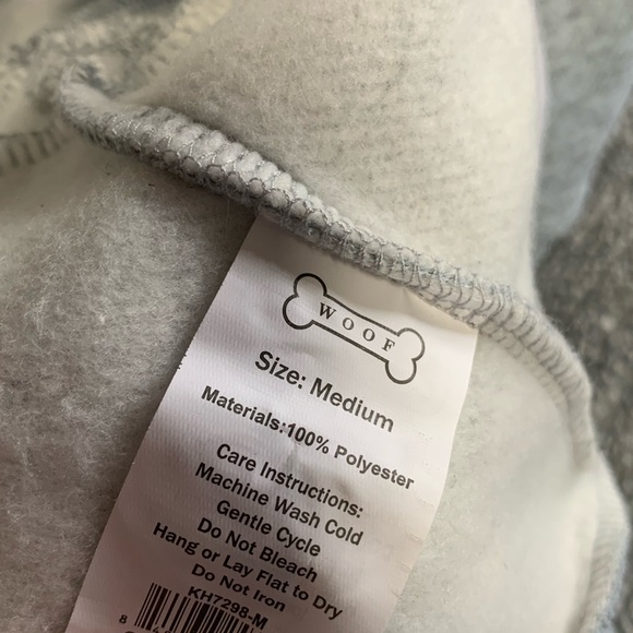 3/$10 Medium Size Dog Puppy Halloween Pumpkin Spice Gray Hooded Sweatshirt NWOT - Picture 8 of 10